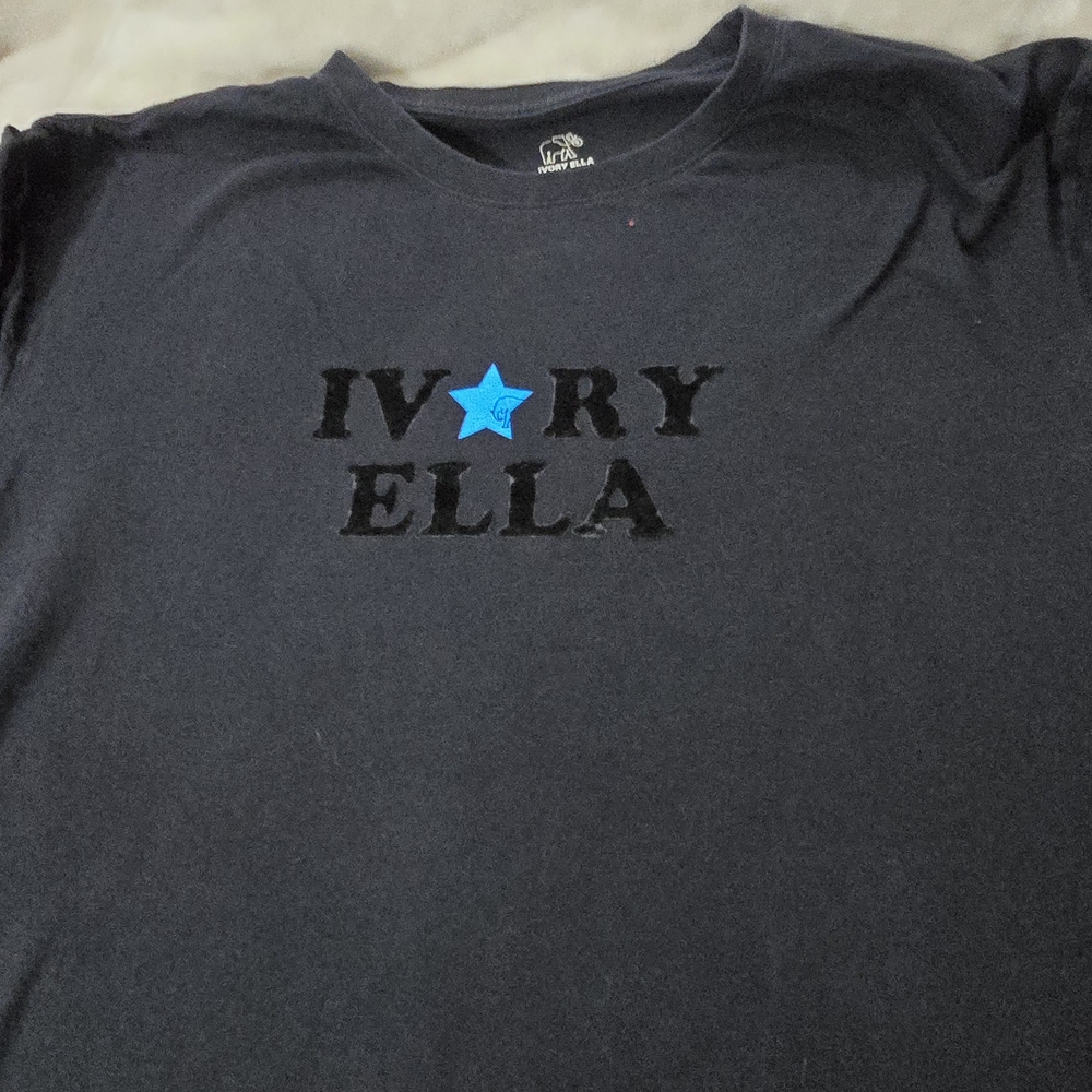 Ivory Ella Charcoal Tee